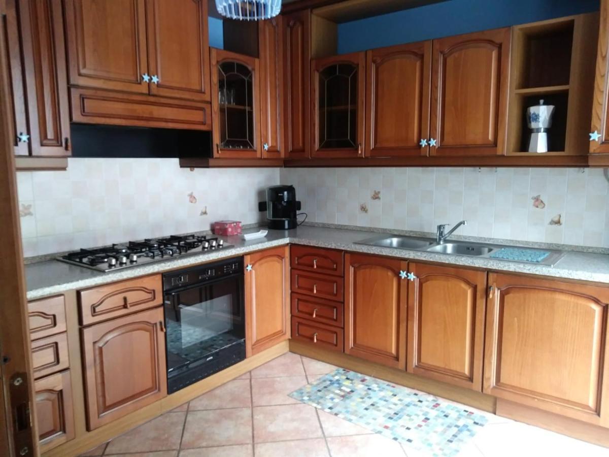 Casale Corte Cerro Casa Vacanza Il Glicine מראה חיצוני תמונה